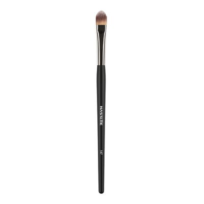 Concealer  Brush 147, synthetic hair